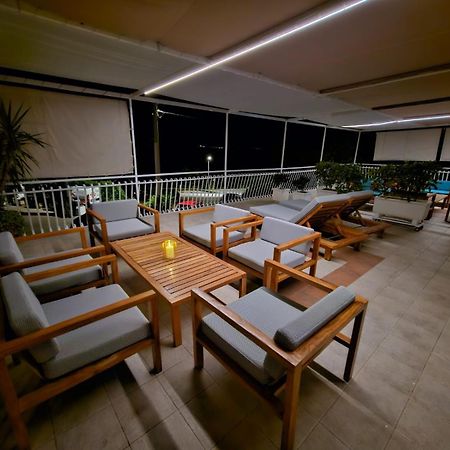 Apartments Gabi オミシュ エクステリア 写真