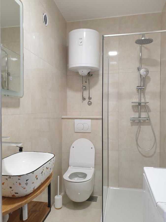 Apartments Gabi オミシュ エクステリア 写真