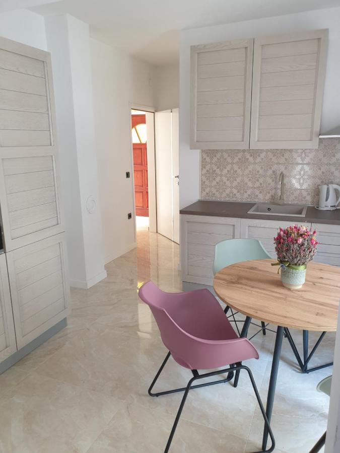 Apartments Gabi オミシュ エクステリア 写真